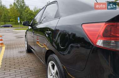 Седан Kia Cerato 2009 в 