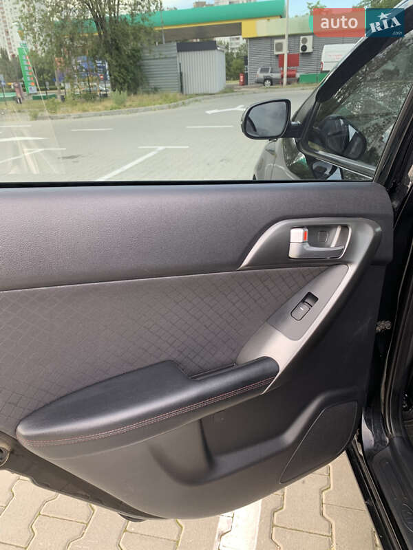 Седан Kia Cerato 2011 в Киеве фото 11 Седан Kia Cerato 2011 в Киеве