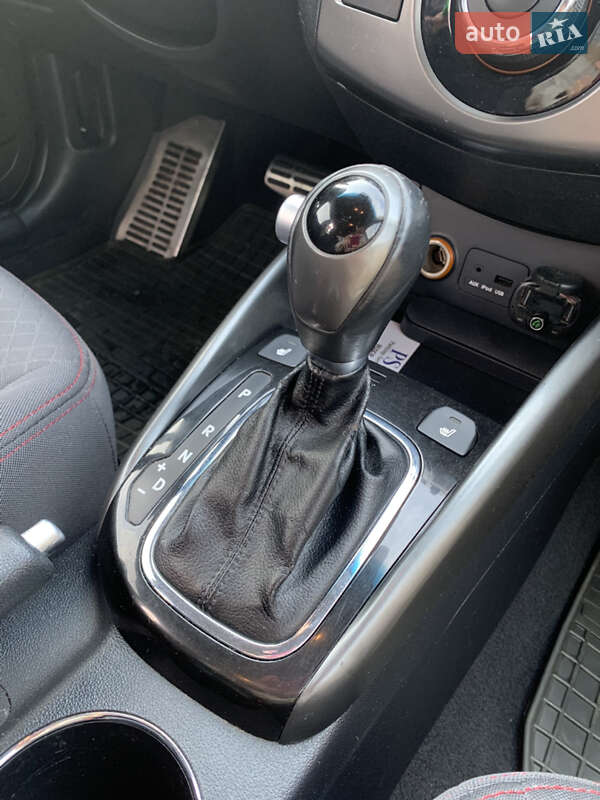 Седан Kia Cerato 2011 в Киеве фото 5 Седан Kia Cerato 2011 в Киеве