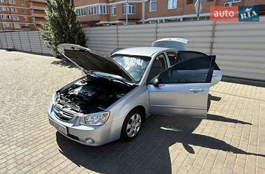Седан Kia Cerato 2006 в 