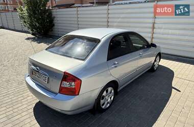 Седан Kia Cerato 2006 в 