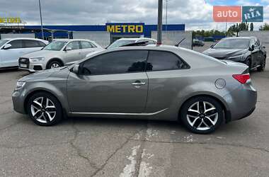 Купе Kia Cerato 2012 в 