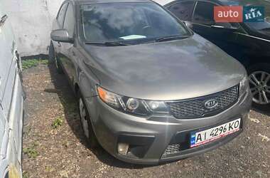 Седан Kia Cerato 2011 в Киеве