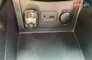 Купе Kia Cerato 2011 в 