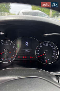 Седан Kia Cerato 2013 в 