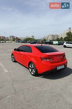 Купе Kia Cerato 2010 в 