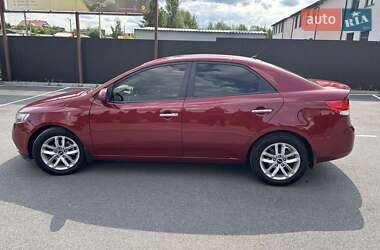 Седан Kia Cerato 2010 в 