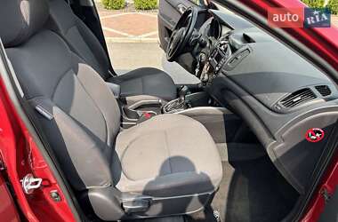 Седан Kia Cerato 2010 в 