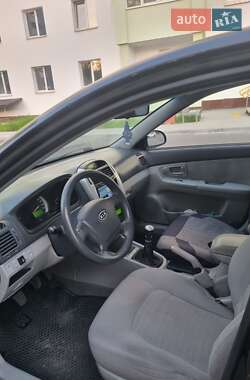 Седан Kia Cerato 2007 в 