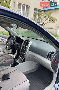 Седан Kia Cerato 2007 в 