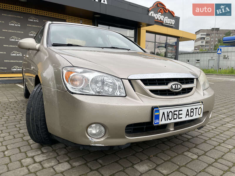 Седан Kia Cerato 2006 в Львове