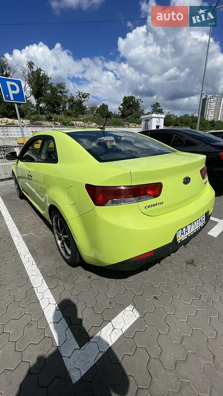 Купе Kia Cerato 2010 в Киеве