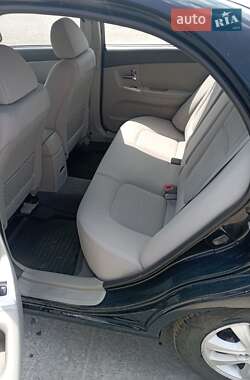 Седан Kia Cerato 2007 в 