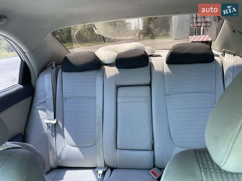 Седан Kia Cerato 2005 в Вознесенську