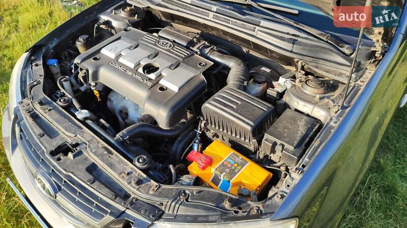 Седан Kia Cerato 2006 в Тростянце