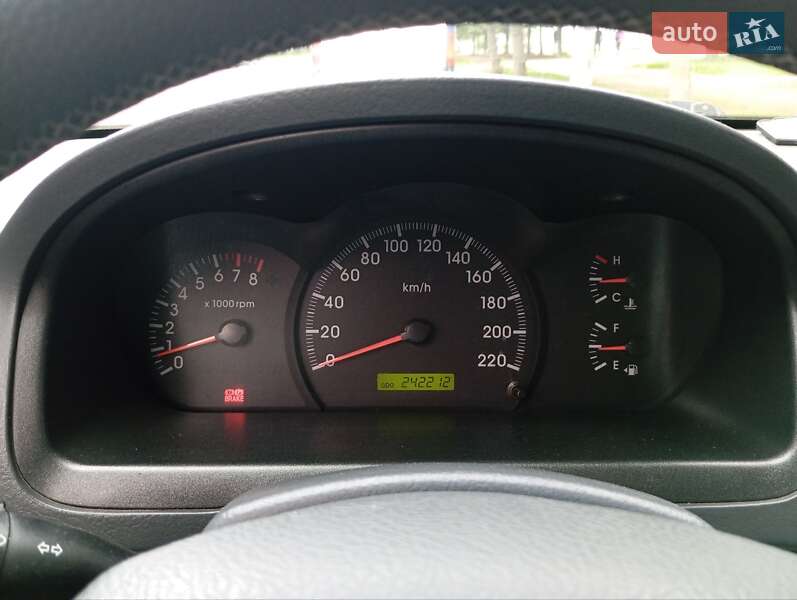 Седан Kia Cerato 2006 в Тростянце