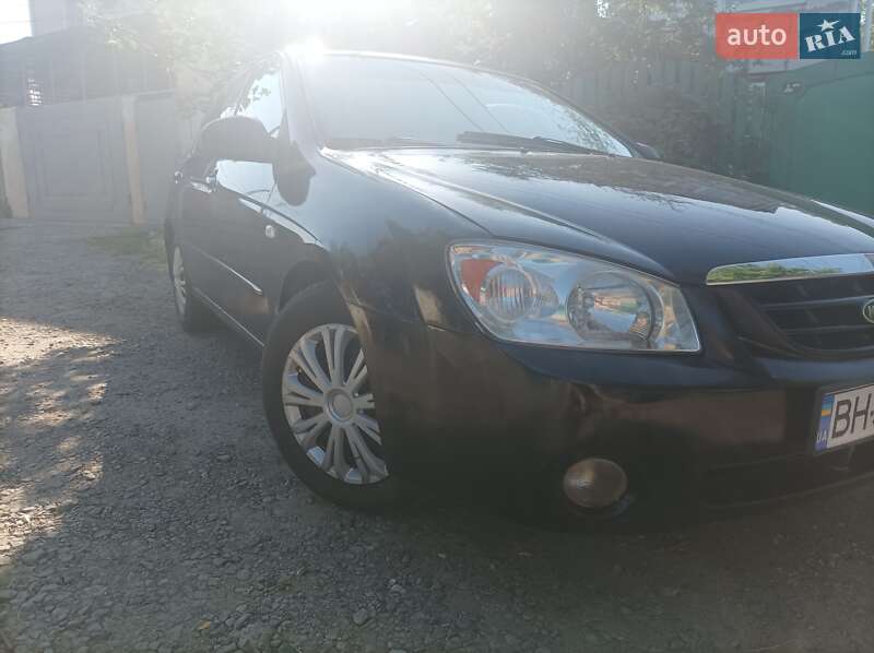 Седан Kia Cerato 2005 в Одессе фото 3 Седан Kia Cerato 2005 в Одессе