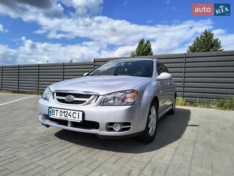 Хэтчбек Kia Cerato 2006 в Черкассах