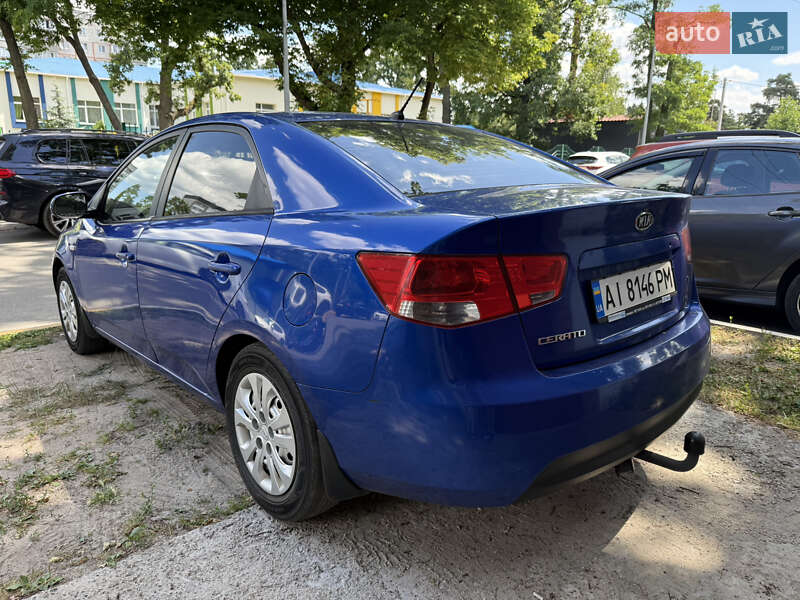 Седан Kia Cerato 2009 в Ирпене