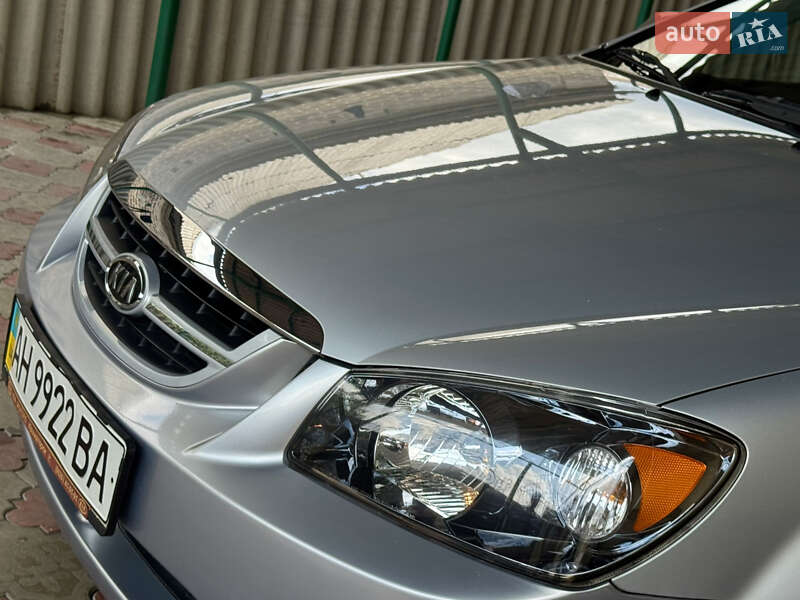 Хетчбек Kia Cerato 2006 в Краматорську