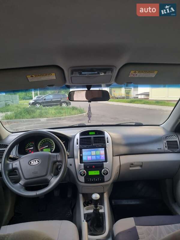 Седан Kia Cerato 2007 в Карловке