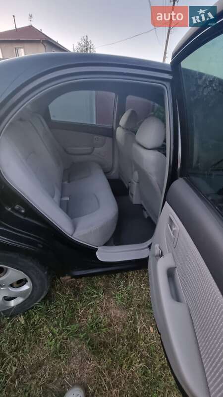Седан Kia Cerato 2007 в Козельце