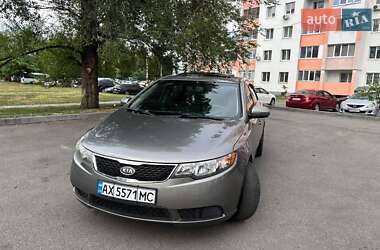 Седан Kia Cerato 2011 в Харкові