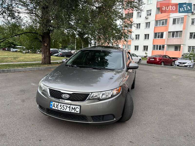 Kia Cerato 2011