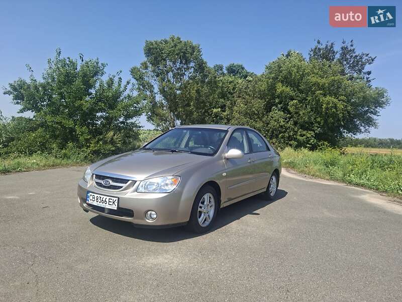 Седан Kia Cerato 2006 в Соснице