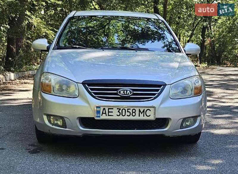Седан Kia Cerato 2008 в Новомосковске