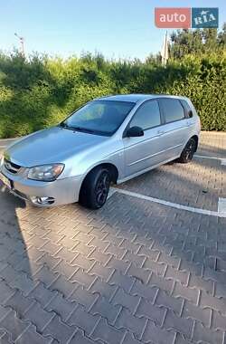 Хэтчбек Kia Cerato 2006 в Бобровице