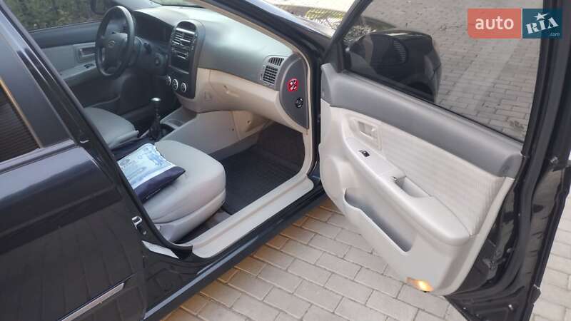 Седан Kia Cerato 2007 в Харькове