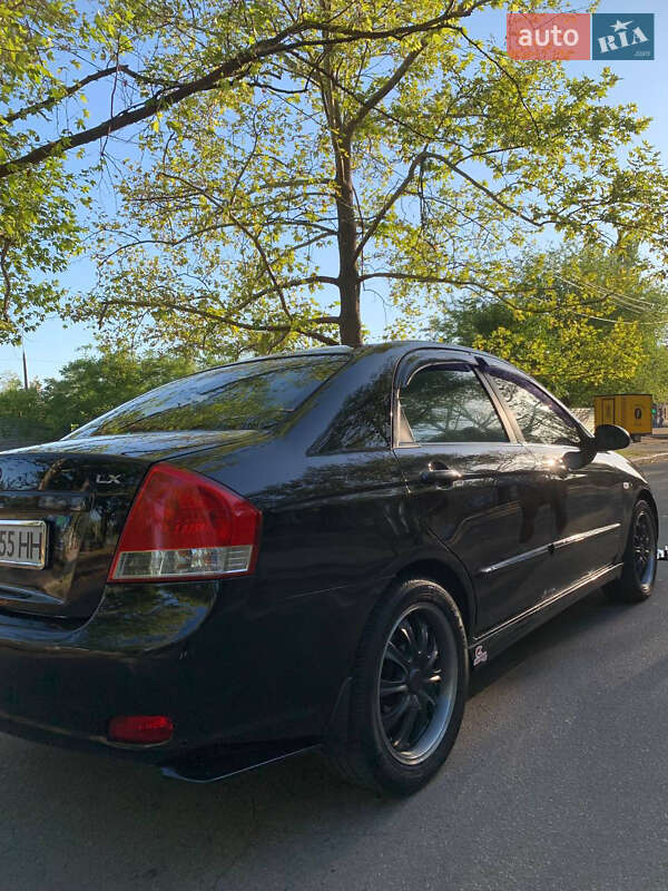 Седан Kia Cerato 2007 в Николаеве