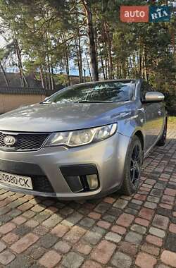 Купе Kia Cerato 2010 в Львові