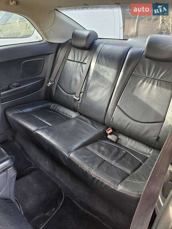 Купе Kia Cerato 2010 в Львове