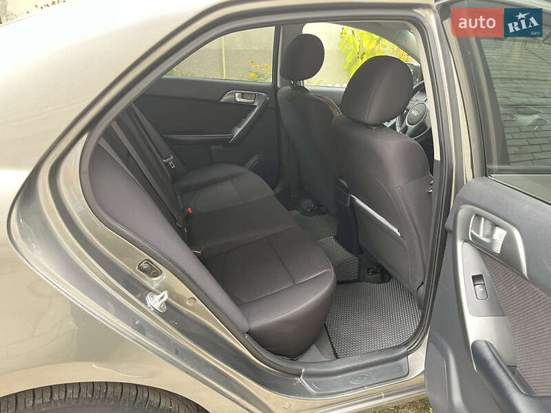 Седан Kia Cerato 2011 в Чернигове фото 9 Седан Kia Cerato 2011 в Чернигове