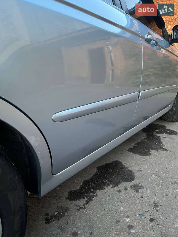 Седан Kia Cerato 2006 в Слов'янську