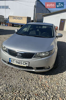Седан Kia Cerato 2009 в Ивано-Франковске