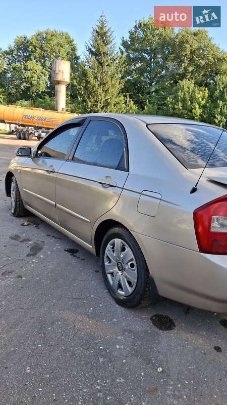 Седан Kia Cerato 2006 в Білогір'ї фото 5 Седан Kia Cerato 2006 в Білогір'ї