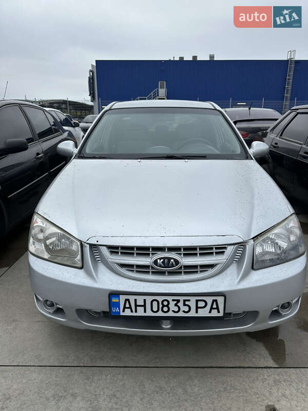 Kia Cerato 2006