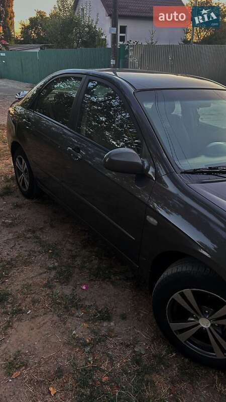 Седан Kia Cerato 2006 в Благовещенском