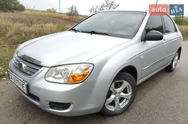 Седан Kia Cerato 2007 в Первомайске