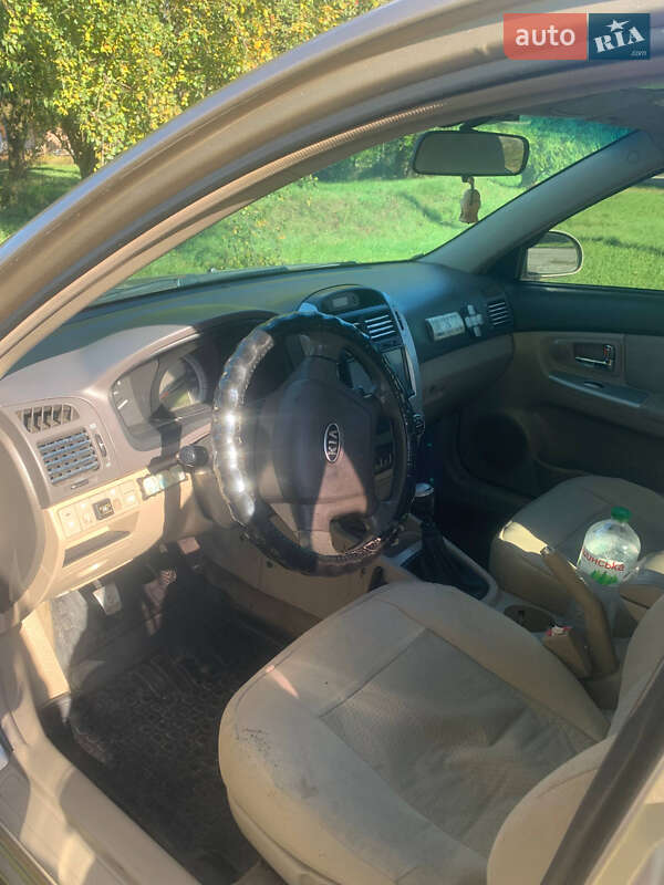 Седан Kia Cerato 2006 в Белой Церкви