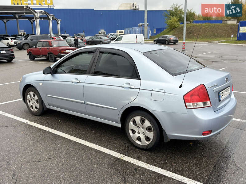 Седан Kia Cerato 2008 в Киеве