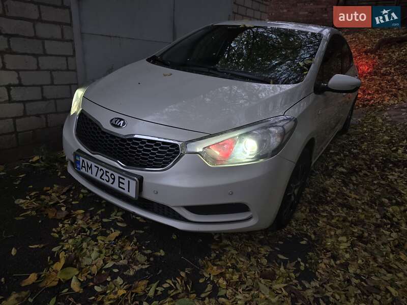 Седан Kia Cerato 2013 в Бердичеве