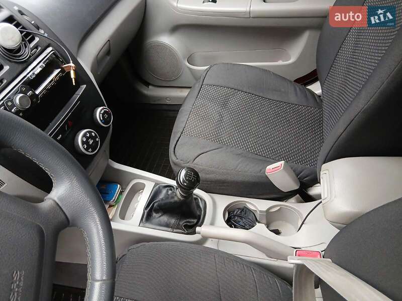 Седан Kia Cerato 2008 в Киеве фото 15 Седан Kia Cerato 2008 в Киеве