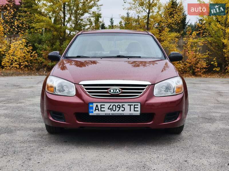 Седан Kia Cerato 2007 в 