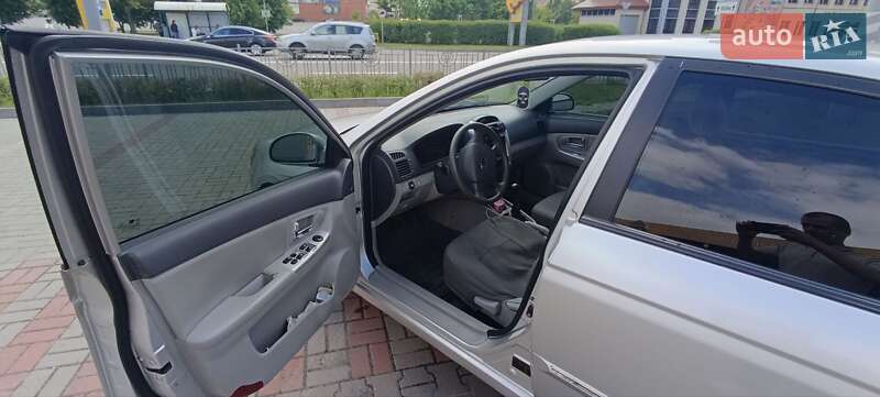 Седан Kia Cerato 2008 в Броварах фото 11 Седан Kia Cerato 2008 в Броварах