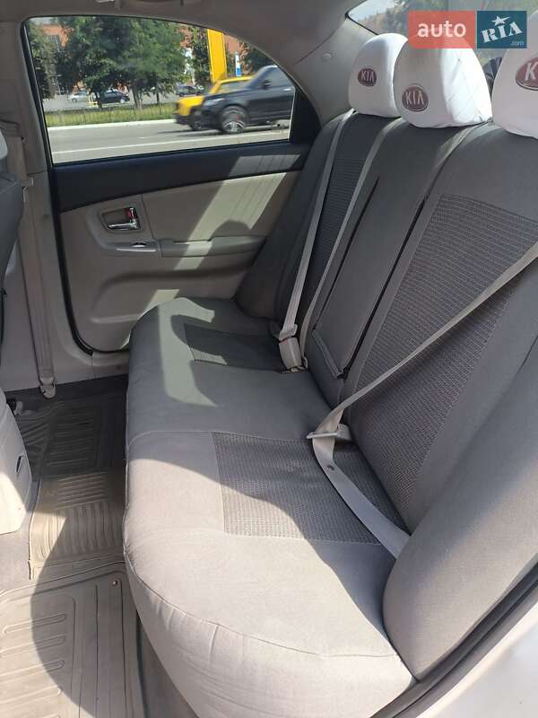 Седан Kia Cerato 2008 в Броварах фото 27 Седан Kia Cerato 2008 в Броварах