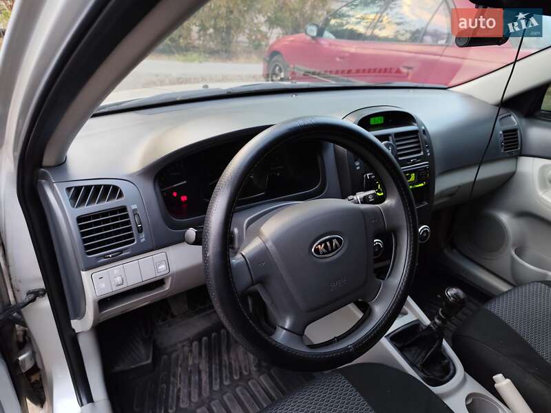 Седан Kia Cerato 2007 в Новомосковске фото 6 Седан Kia Cerato 2007 в Новомосковске